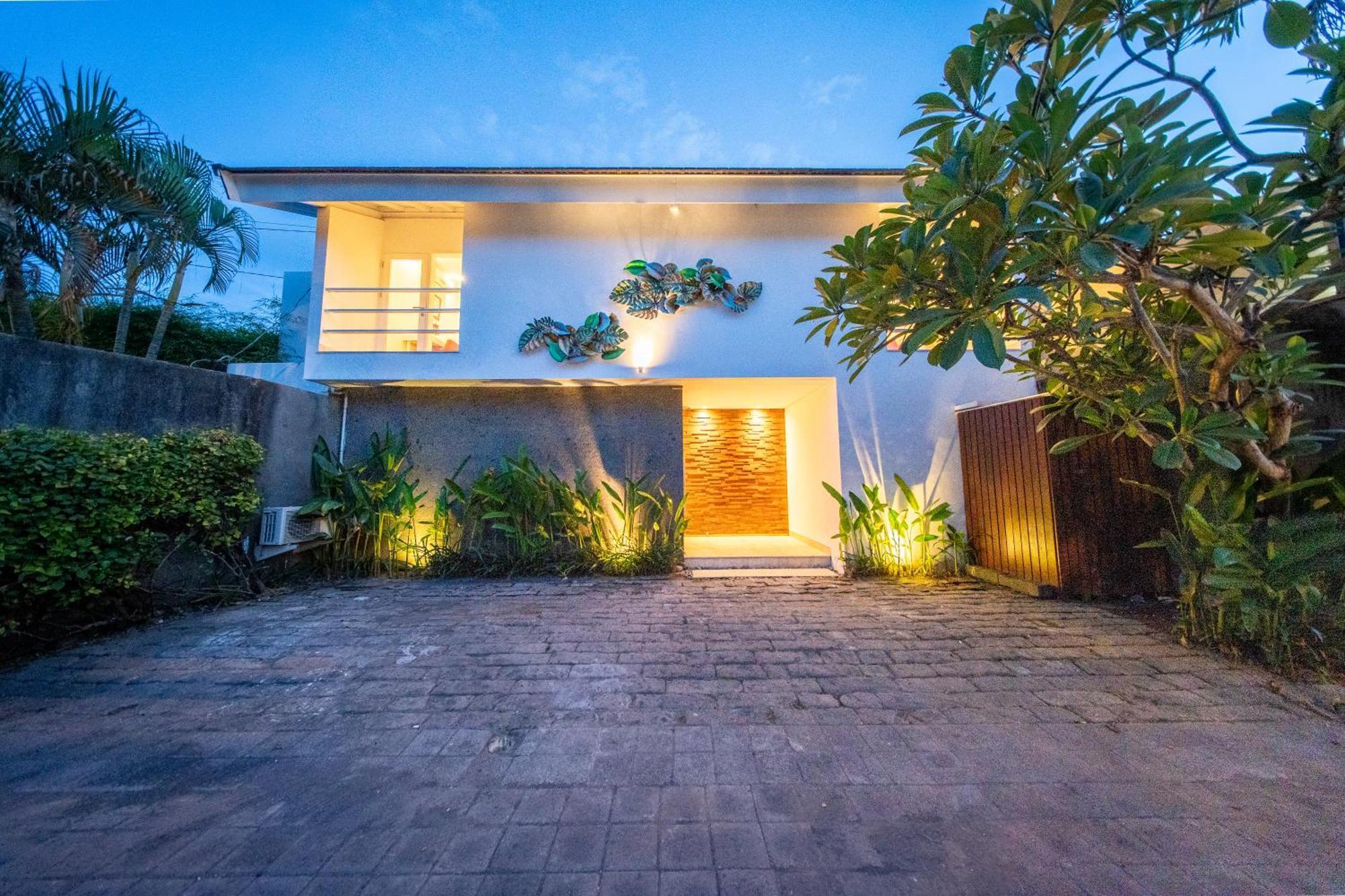 Villa Rainbow Sanur Exterior photo